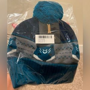 Boys or Girls knit cuffed Beanie with Fox faces blue gray NWT